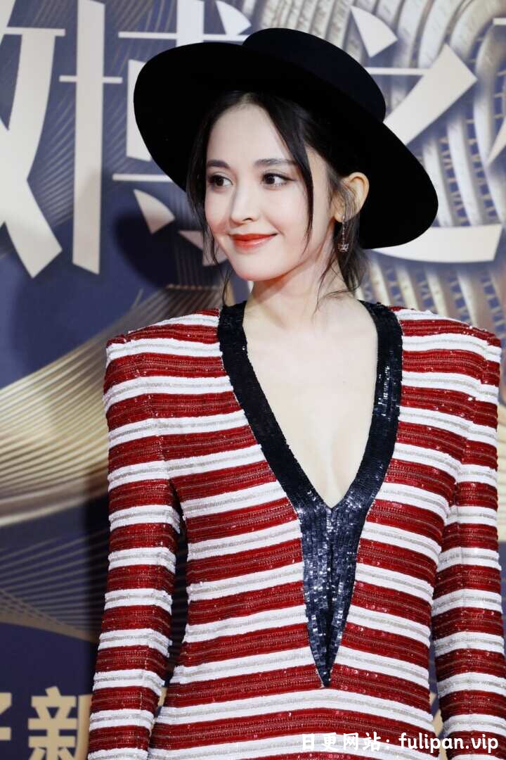 古力娜扎 活动生图 深V红白条纹连衣短裙[86P 853M]