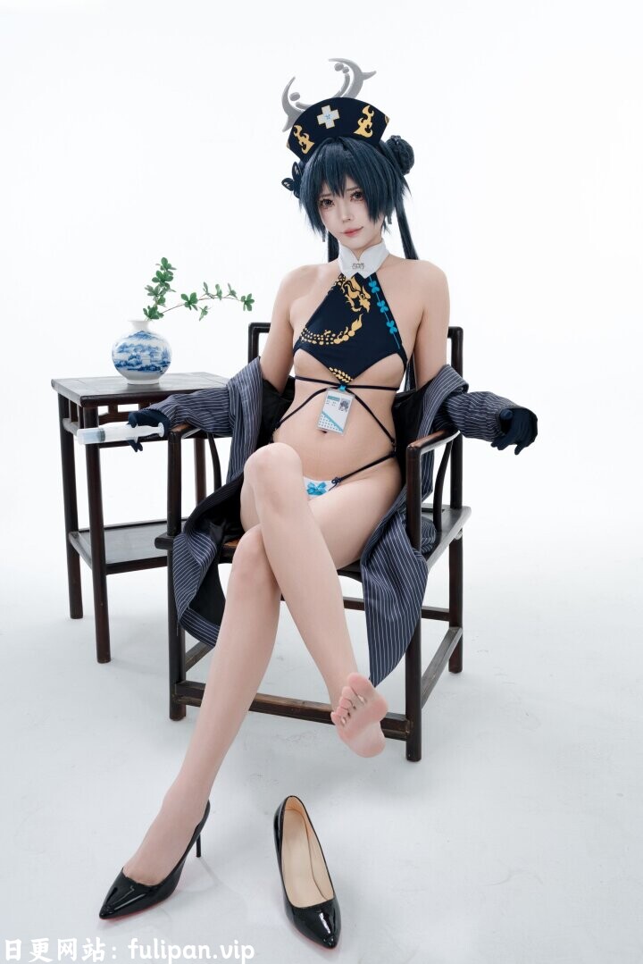 君颜圆又圆 蔚蓝档案-龙华妃咲 护士[100P 1V 1G]