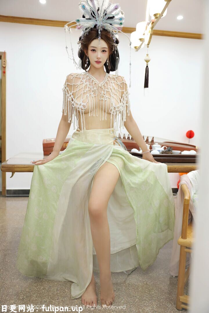 秀人网 NO.10736 梨霜儿 古风汉服珍珠云肩 蕾丝内裤[81P 893M]
