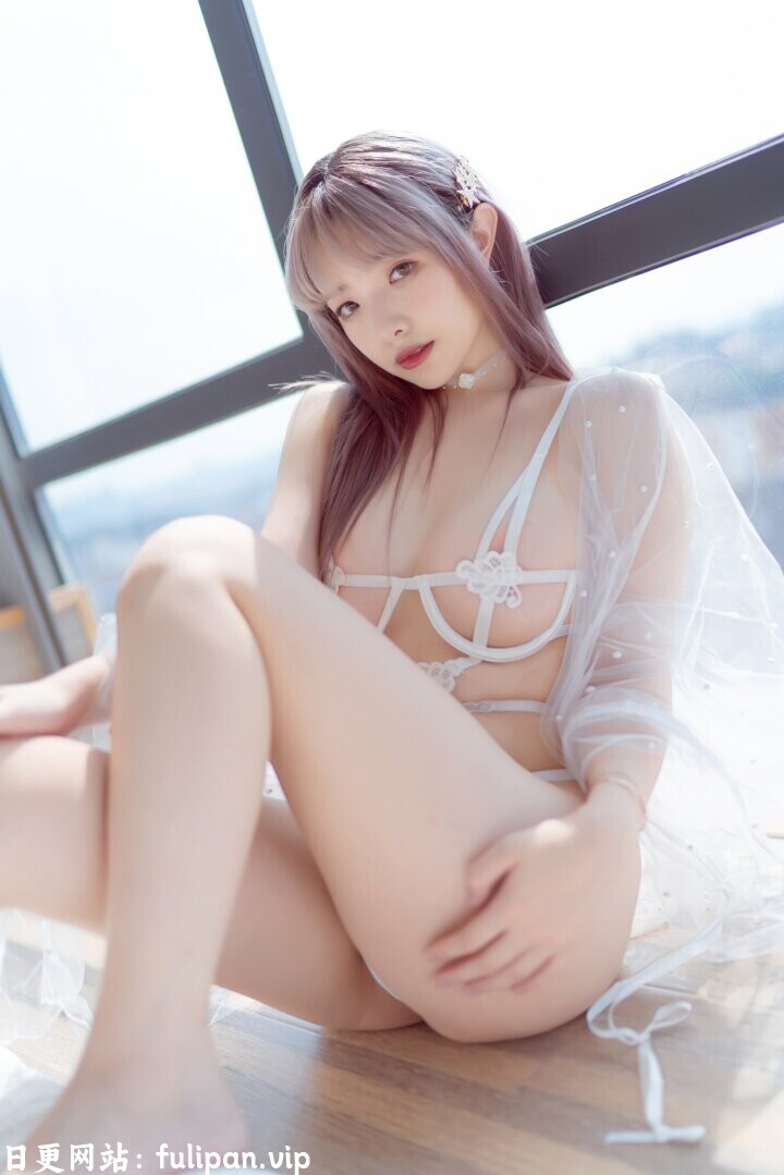 雯妹不讲道理 白色镂空[50P 507M]