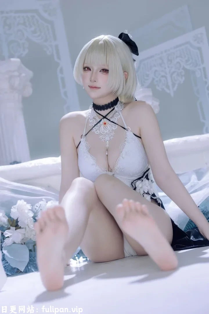 屿鱼 - 碧蓝航线 可畏同人礼服 【63P 310M】
